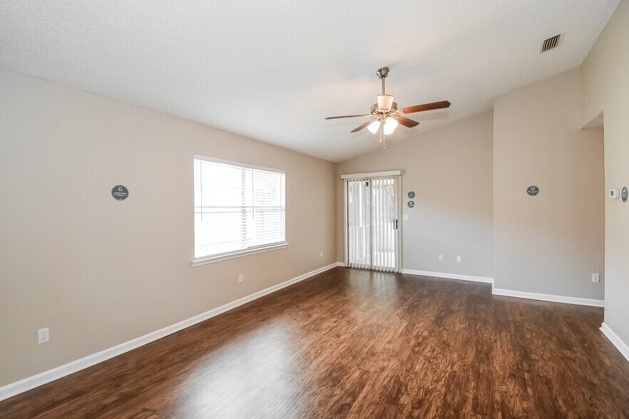 Building Photo - 187 Nadia Michelle Ct S