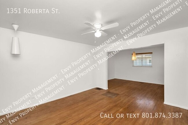 Building Photo - 1351 Roberta St