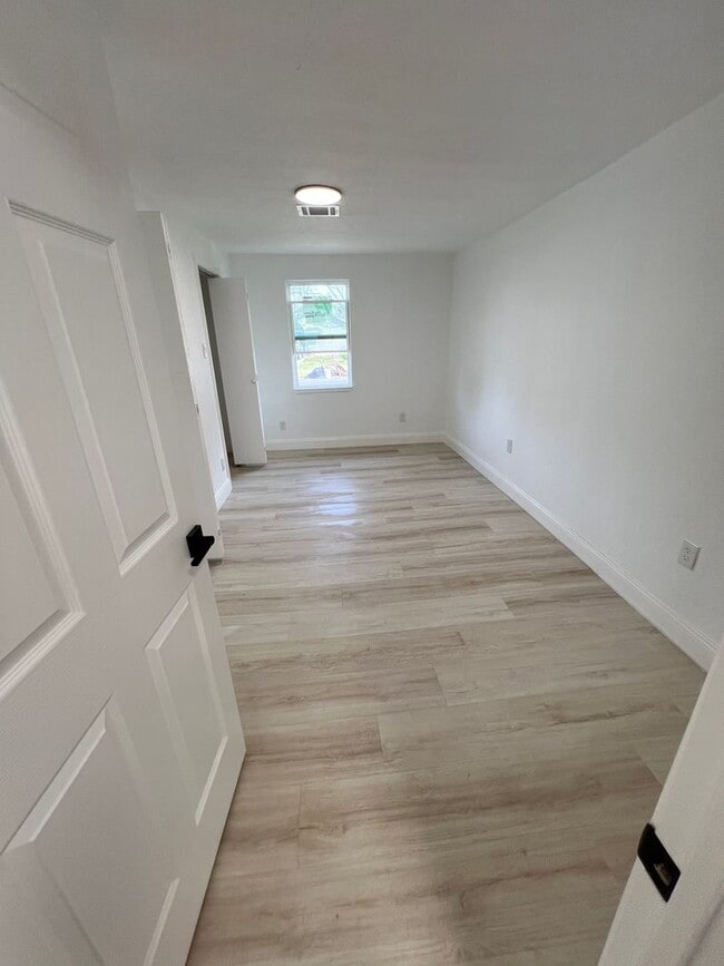 Building Photo - BEAUTIFUL HOME IN HOUSTON. MOVE IN READY!.