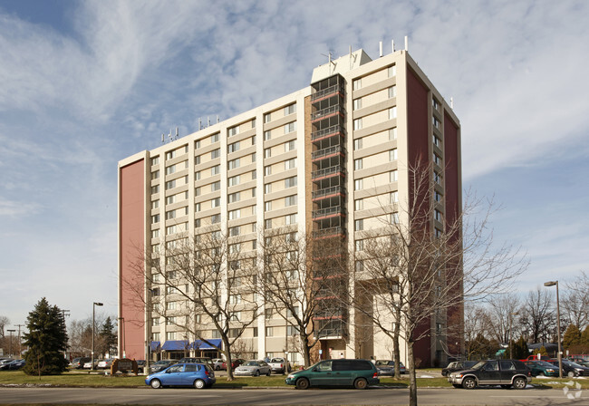 Primary Photo - Dearborn Heights Co-Op Towers