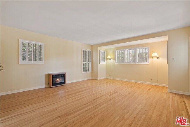 Building Photo - 11930 Briarvale Ln