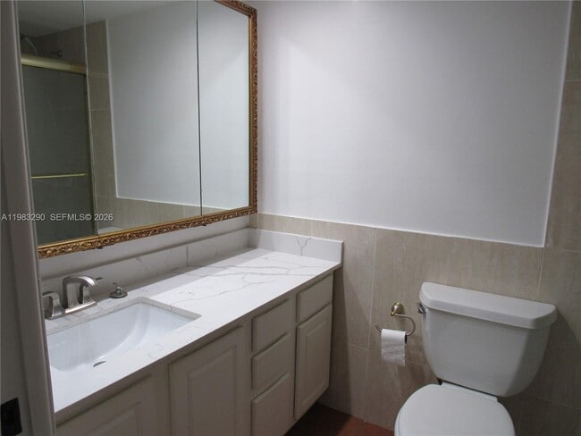 Building Photo - 100 Ashbury Rd