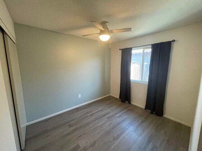 Building Photo - 3736 S Susannah Dr