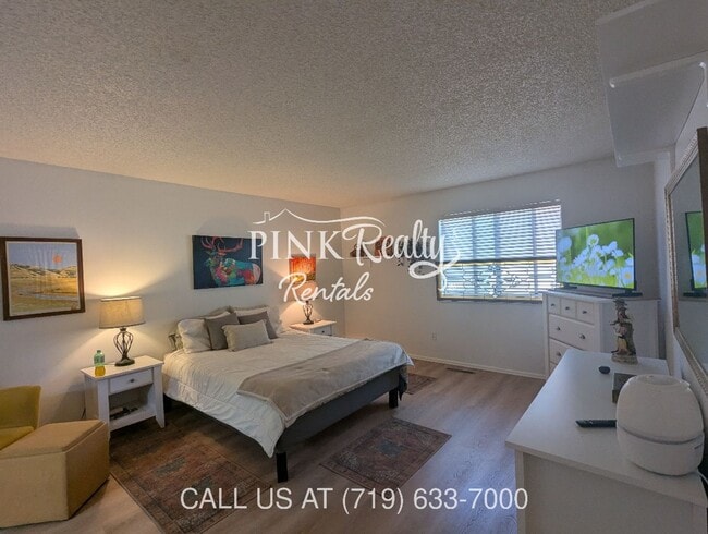 Building Photo - 1130 Fontmore Rd