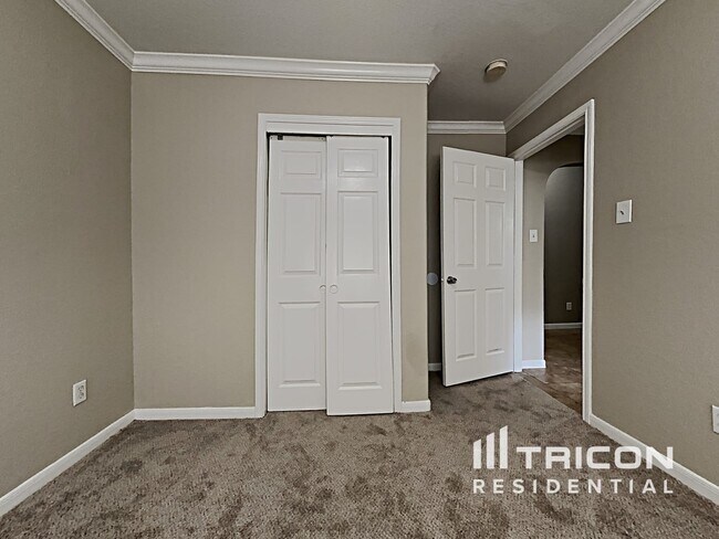 Building Photo - 21478 Olympic Forest Dr
