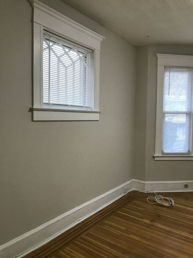 Building Photo - 41 Blake St