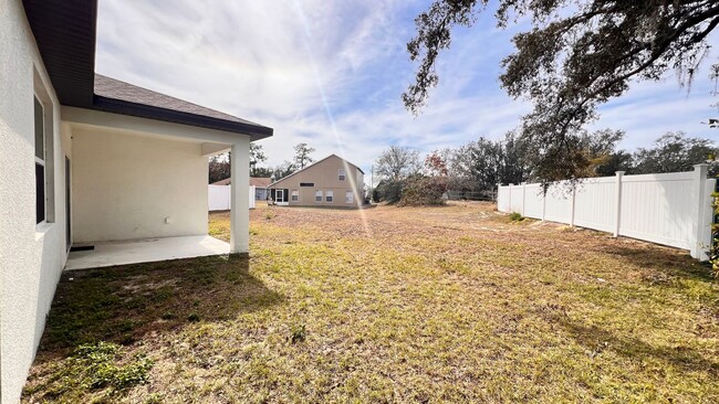 Building Photo - BEAUTIFUL 4/BD and 2BA IN POINCIANA