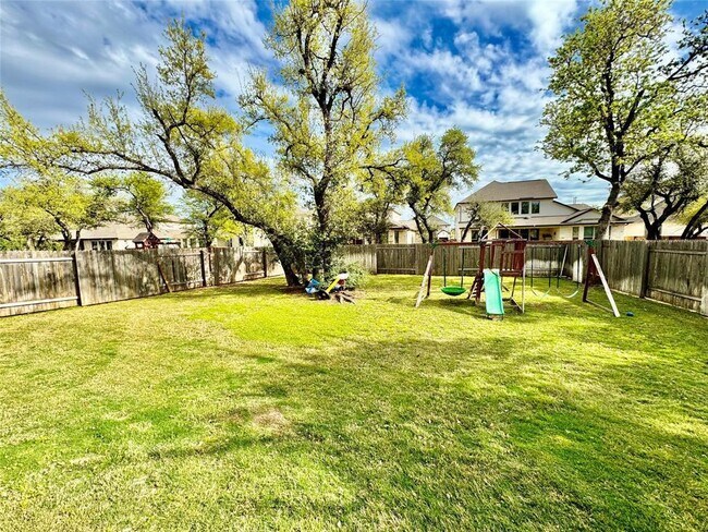 Building Photo - 4016 Bison Bend