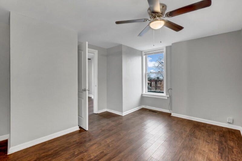 Building Photo - 3257 Michigan Ave