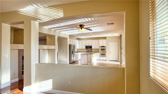 Building Photo - 81 Rancho Maria St