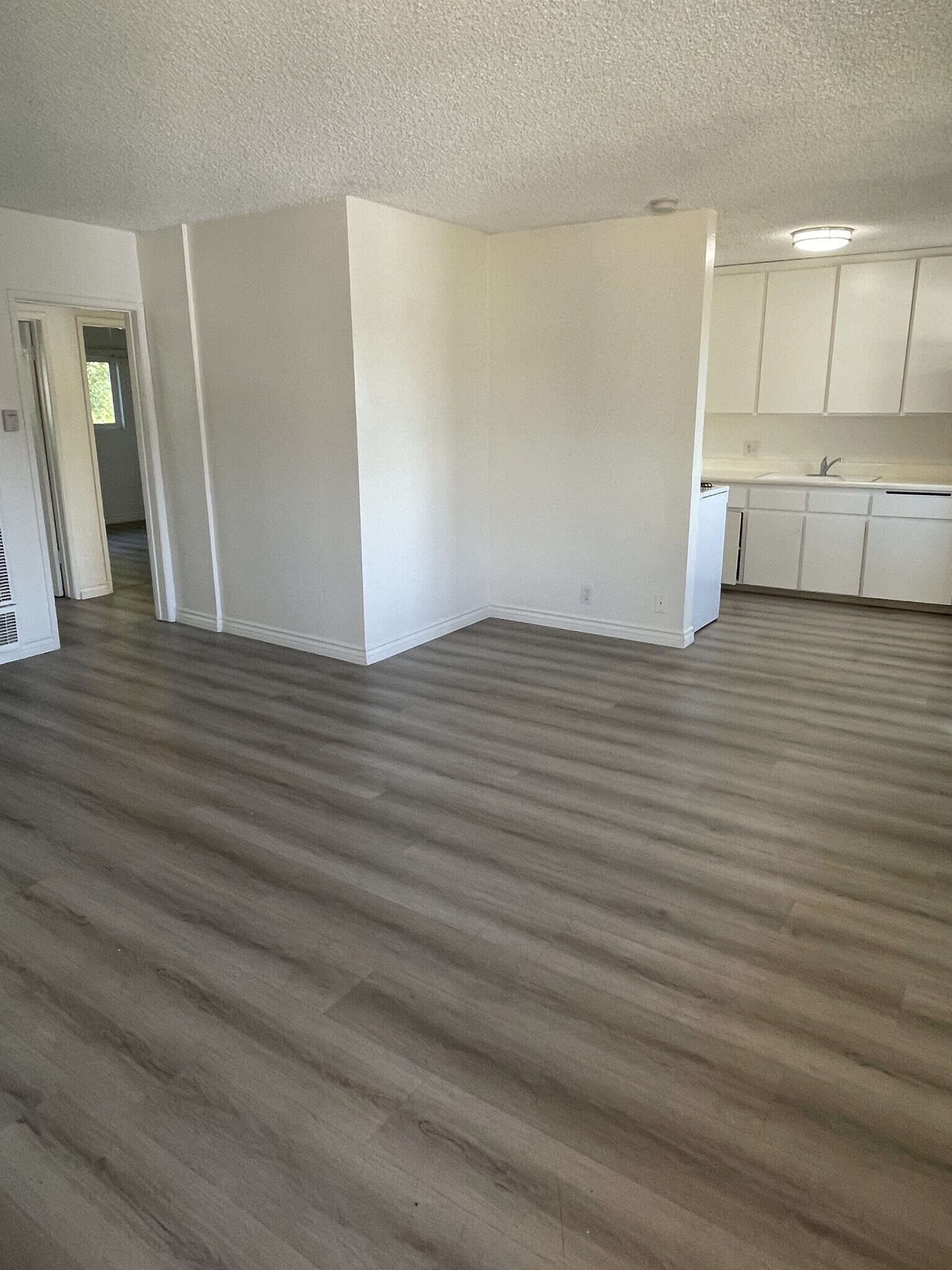 Building Photo - 7732 Chapman Ave