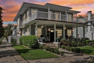 Building Photo - 157 9th Ave N