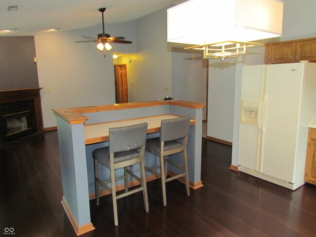Building Photo - 6842 Sextant Dr