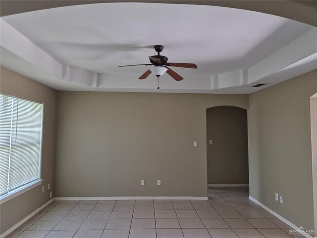 Building Photo - 21 S Val Verde Rd