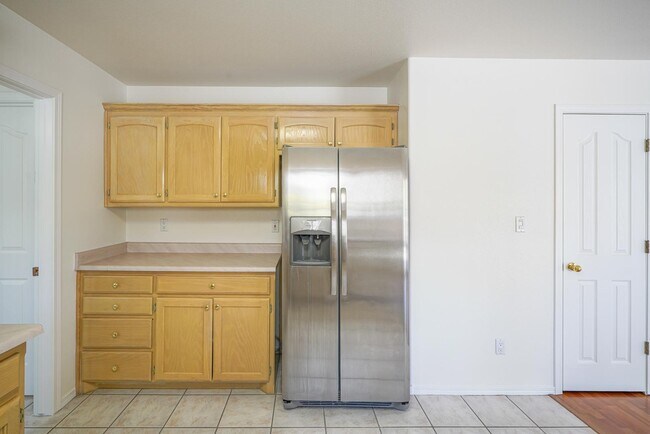 Building Photo - 10427 Crosscut Dr NW