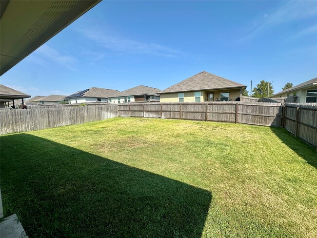 Building Photo - 1006 Fannin St