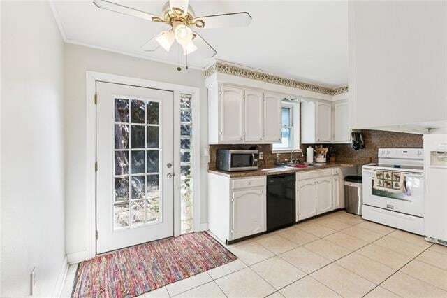 Building Photo - 200 Houma Blvd