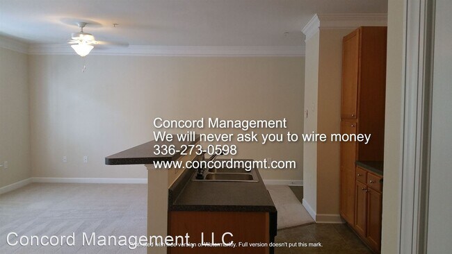 Building Photo - 2 br, 2 bath House - 104 Sunset Circle #204