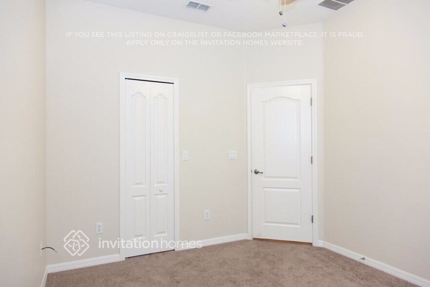 Building Photo - 11152 Oyster Bay Cir