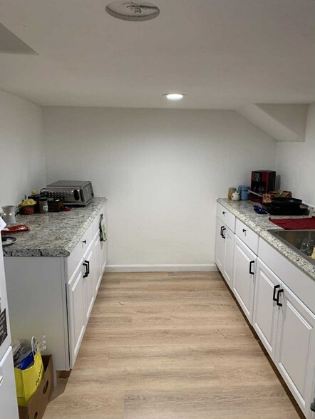 Building Photo - 917.5 W Magnolia St