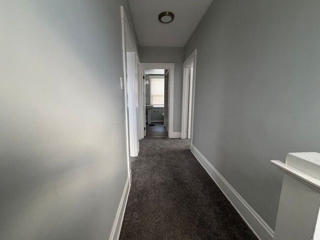 Building Photo - Hidden Gem on a Quiet No-Outlet Street – Move-In Ready 3BR with Garage & Deck Near I-75