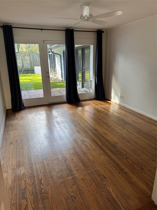 Building Photo - 3805 Piping Rock Ln