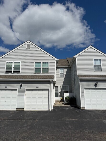 Building Photo - 1602 Appleton Way
