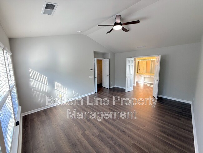 Building Photo - 10016 Heatherly Ct