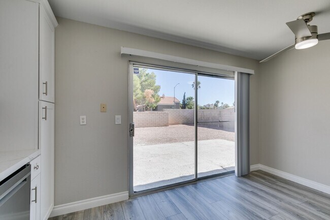Building Photo - Beautiful Upgraded 3 Bedroom Home in Southwest Las Vegas!