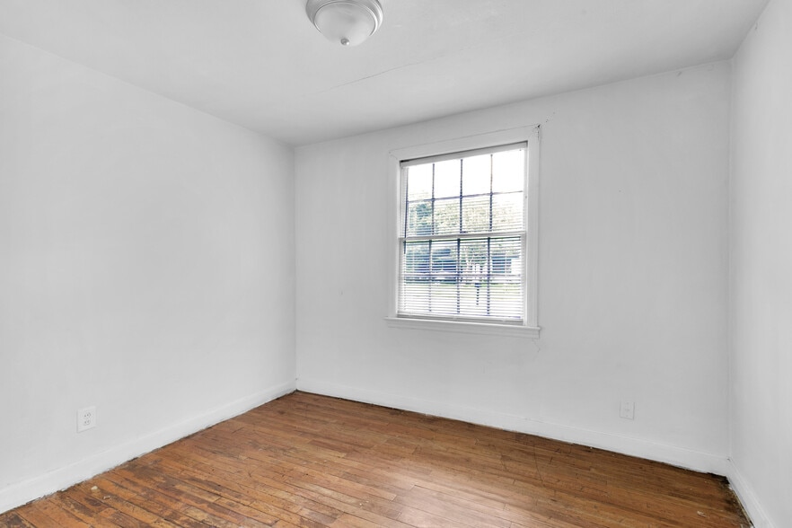 Building Photo - 1712 Perch Dr