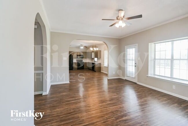 Building Photo - 7339 Confederate Cir E