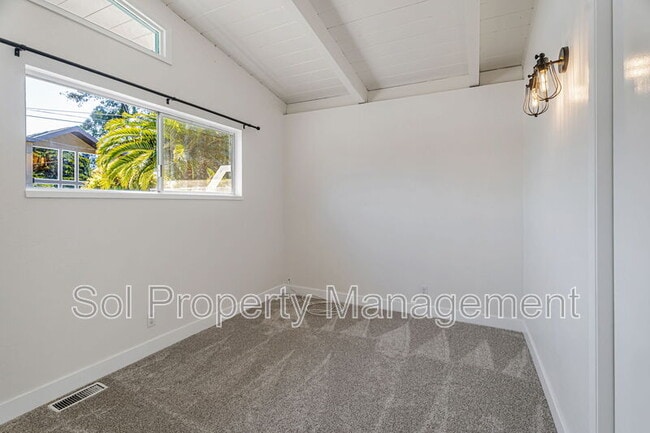 Building Photo - 417 Belle Monti Ct