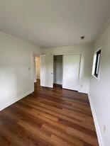 Building Photo - 1500 E 25th Ave