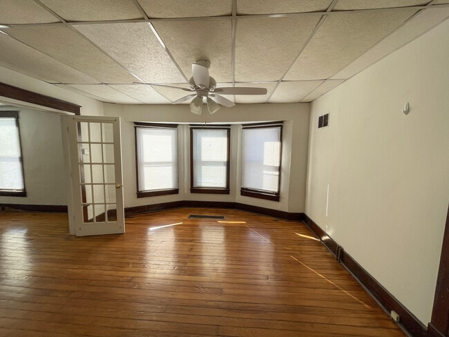 Building Photo - 21 Anderson Ave