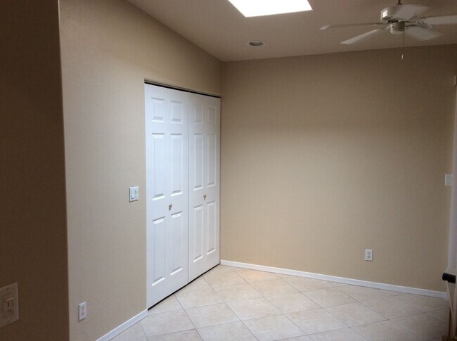 Building Photo - SHORT TERM RENTAL - APRIL - MID JULY