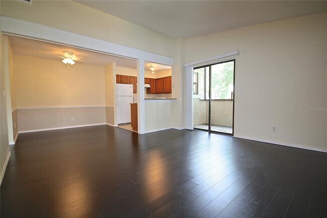 Building Photo - 2905 Antique Oaks Cir