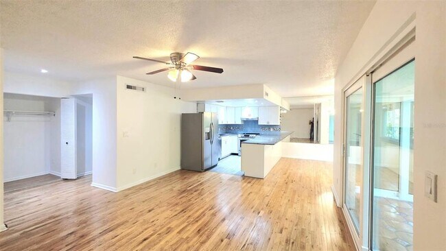 Building Photo - 851 N Keene Rd
