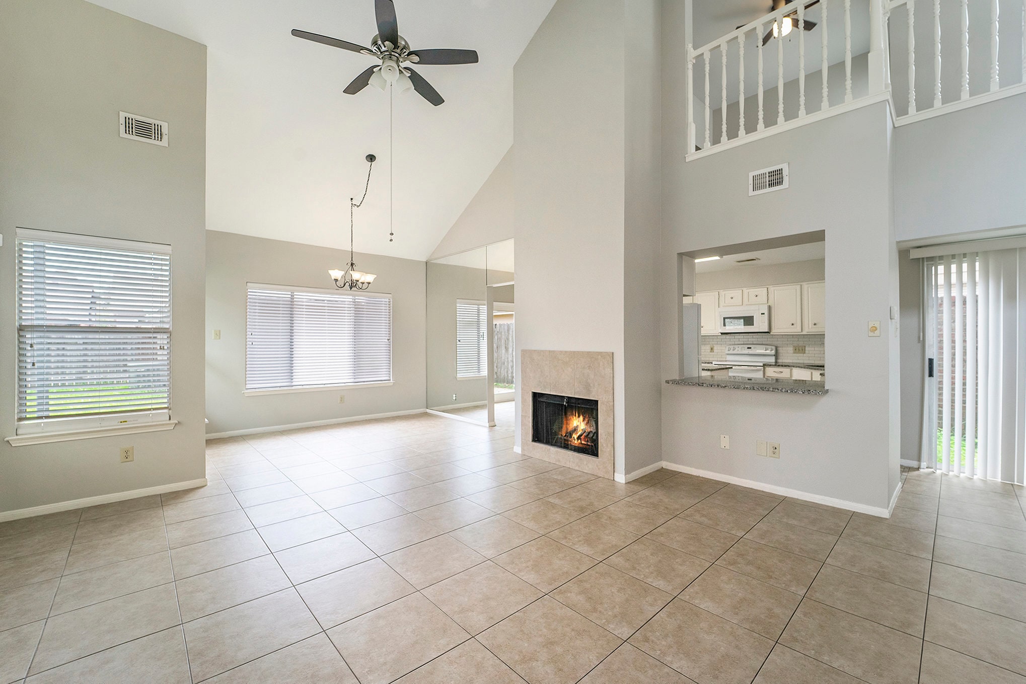 Building Photo - 14232 Reissen Ln
