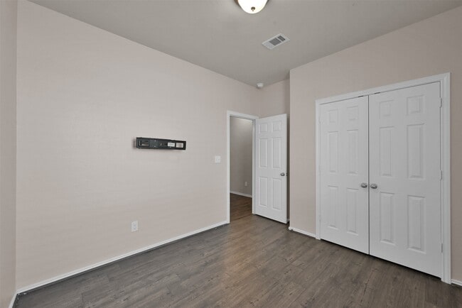 Building Photo - 4340 S Amber Ruse Ct