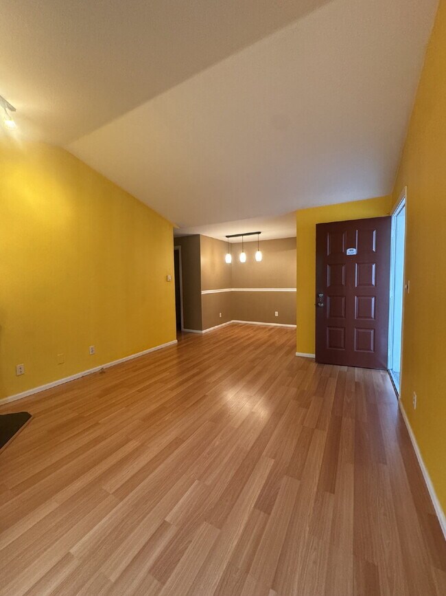 Building Photo - Downtown Woodinville Condo Available Now!