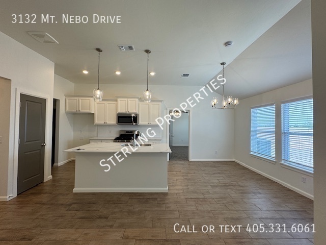 Building Photo - 3132 Mt Nebo Dr