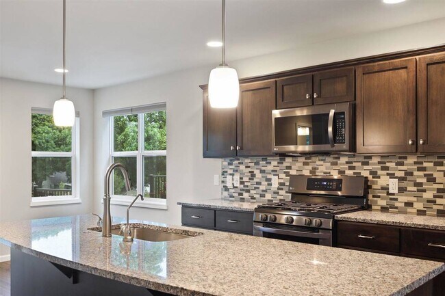 Building Photo - 5834 Lien Rd