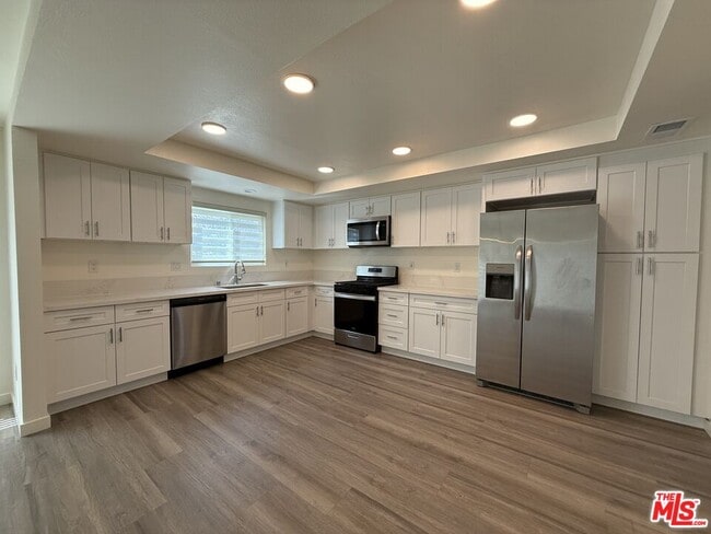 Building Photo - 1732 W 169th Pl