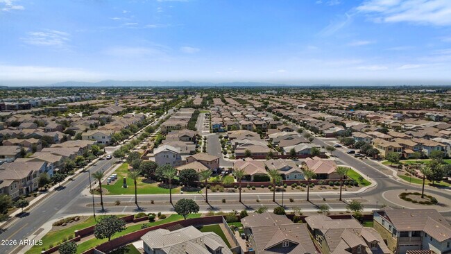 Building Photo - 3859 E Welton Ln
