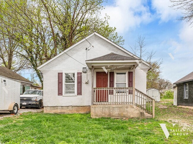Primary Photo - Cozy One-Bedroom, One-Bath Home For Rent i...