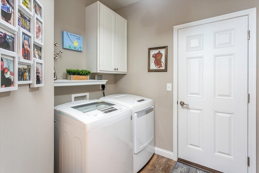 Building Photo - 5107 Elm Leaf Trl