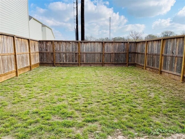 Building Photo - 11609 Main Cypress Dr