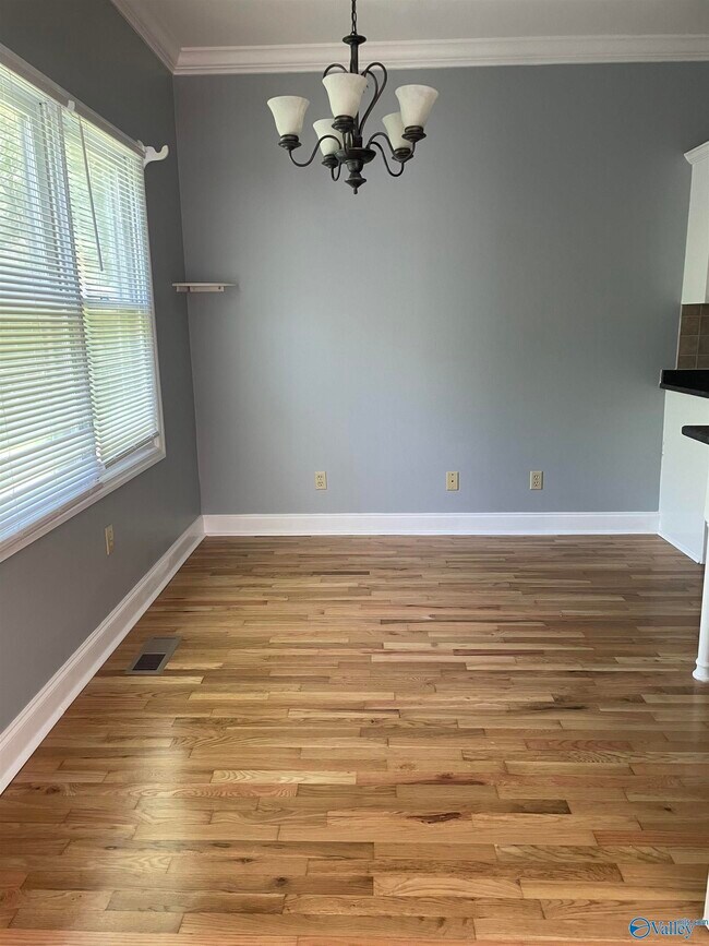 Building Photo - 108 Suffolk Dr