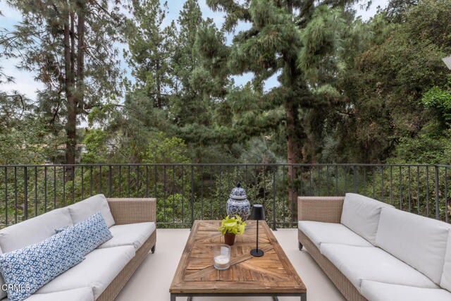 Building Photo - 5209 Alta Canyada Rd