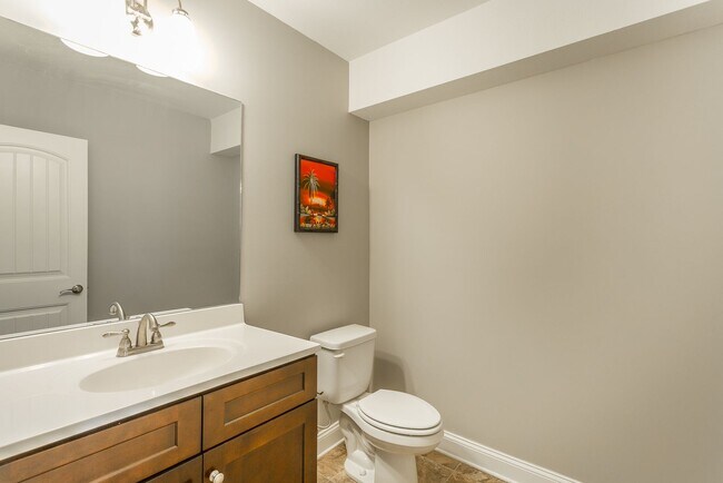 Building Photo - Beautiful Soddy Daisy Home!